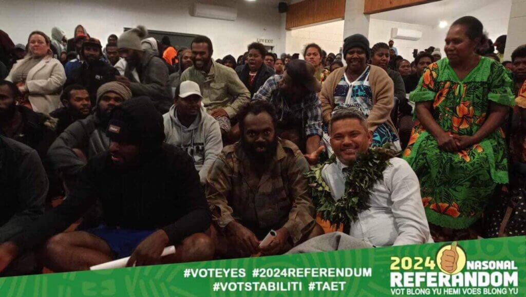 450-man mo woman lo fes NZ awenes