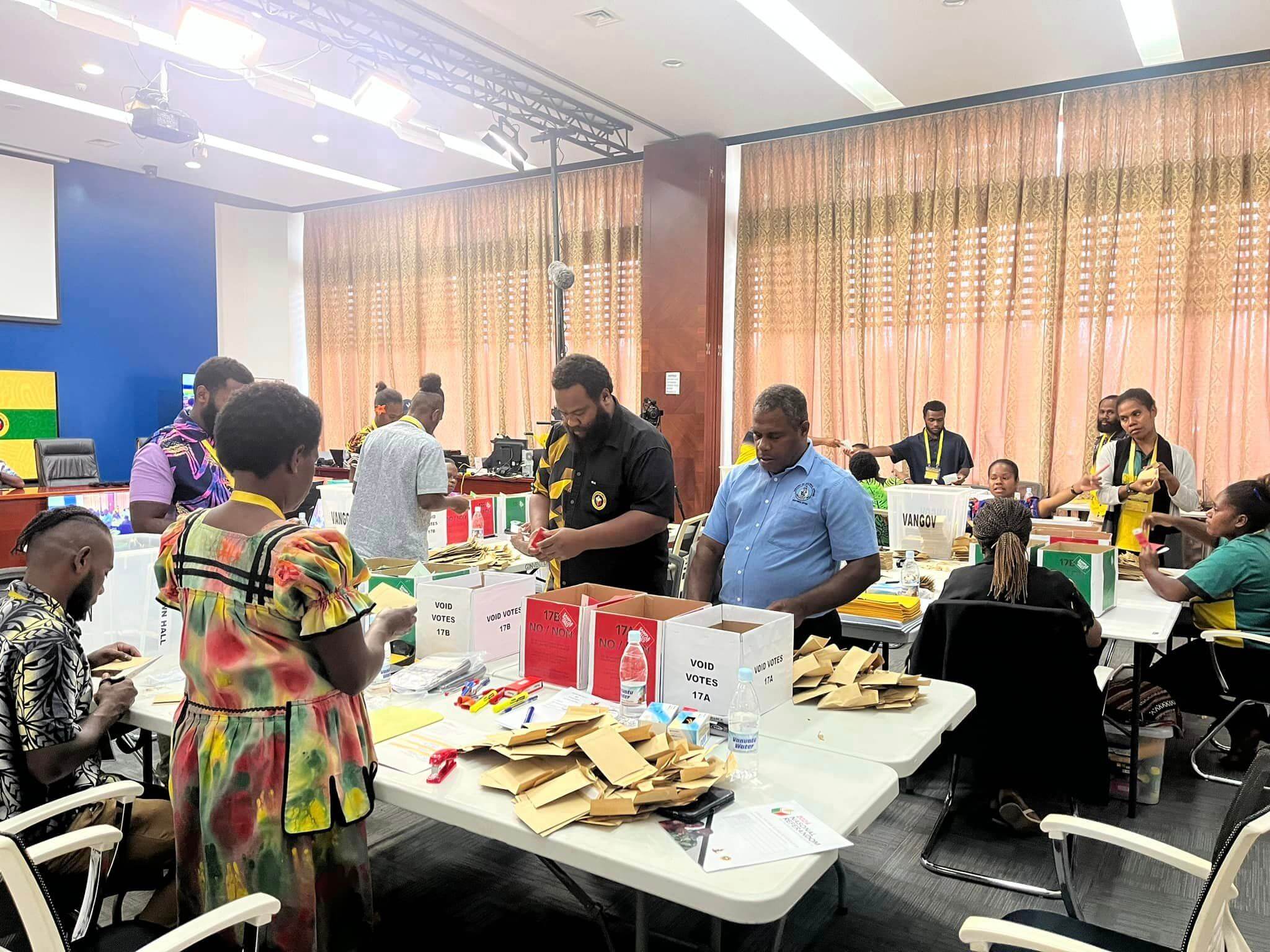 Wanem i Hapen long Dei 1 blong ‘Vote Counting’?